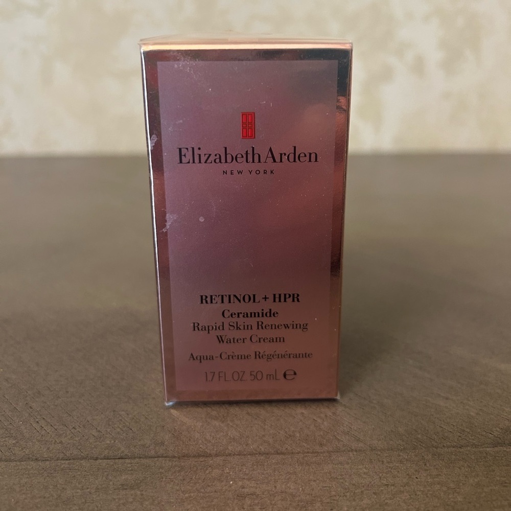 Elizabeth Arden Ceramide Retinol + HPR Rapid Skin Renewing Water Cream